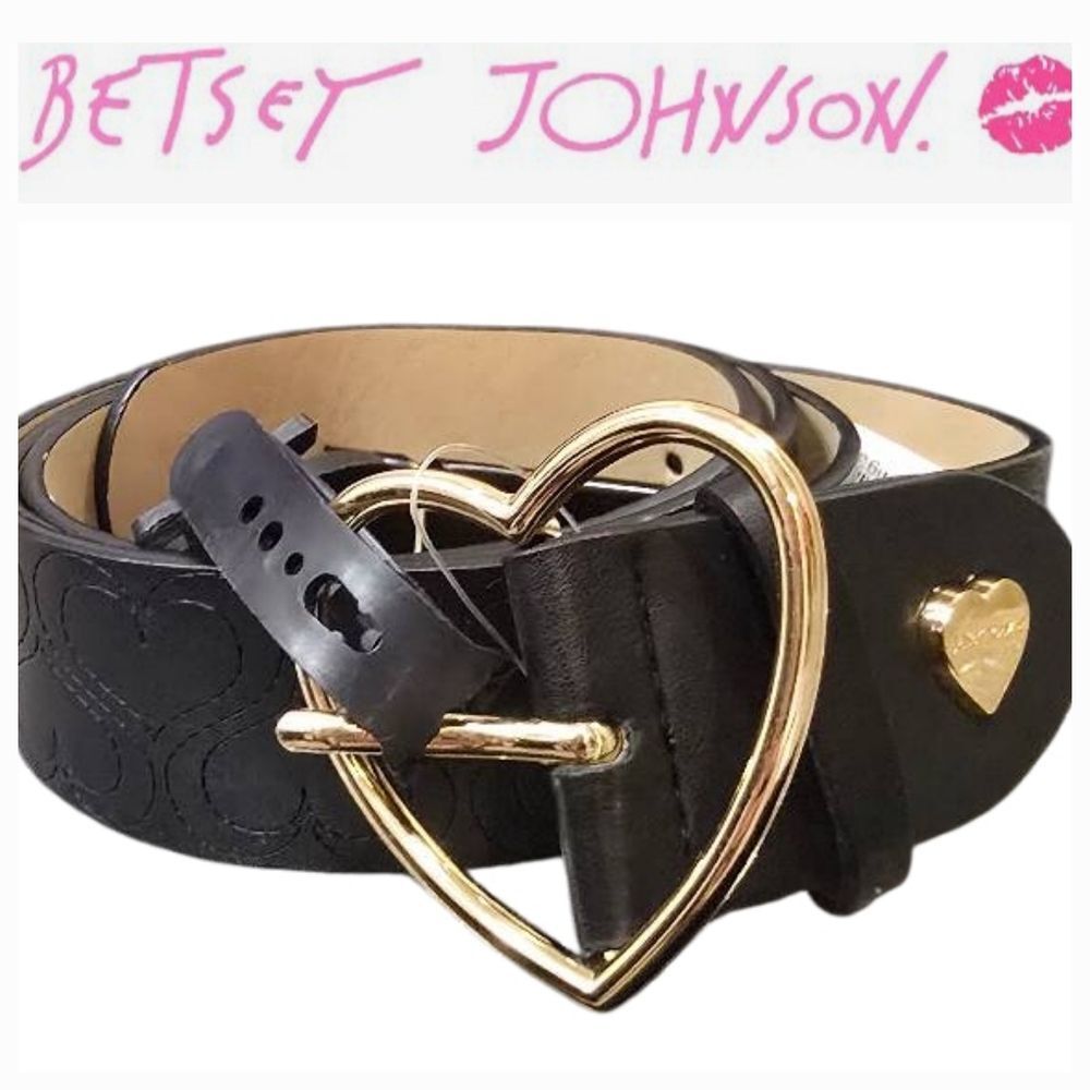 Betsey Johnson Heart Embossed  Belt‎ & Buckle